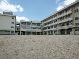 岡山市立芳泉小学校